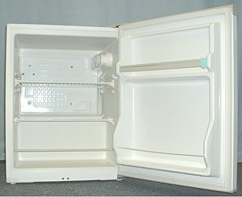 Хладилник SCI Cool, (от 0С до +9С), GP, 2,8 куб. фута, бяла SCGP03OW1AREF