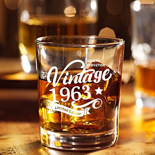 Старомодни чаши за вино-1963 година-Реколта 1963 г., Информация за старото време, на Чаша за уиски с камъни в 10,25 унция -Отлежало до съвършенство за 60-ия рожден ден - Подаръци за 60 години, Бърбън, скоч, Лоуболл
